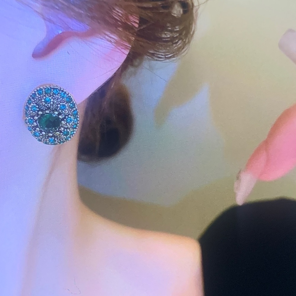 UNO de 50 Black and Blue Earrings - Picture 3 of 4